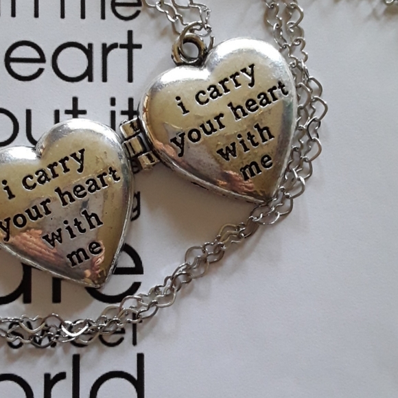 EE Cummings Silvertone Heart Locket Necklace … - Picture 9 of 9